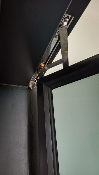 Pivot Window Replacement in San Rafael